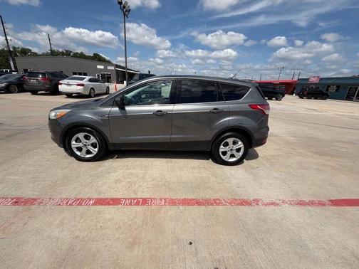 Sterling Gray Metallic 2014 Ford Escape SE