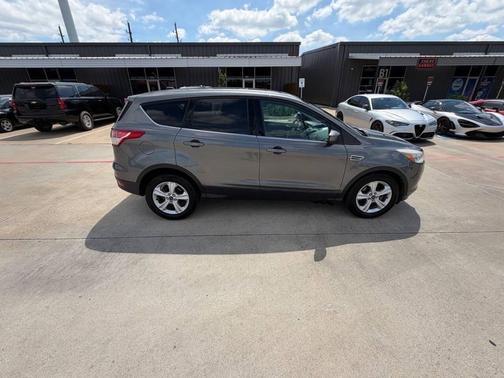 Sterling Gray Metallic 2014 Ford Escape SE