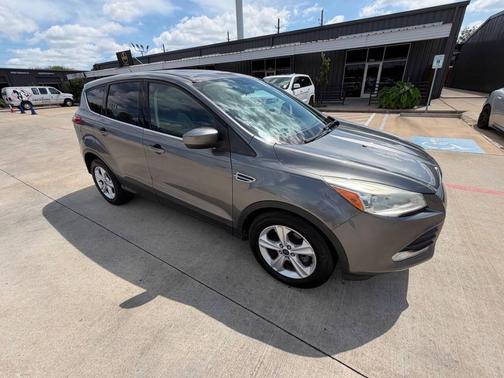 Sterling Gray Metallic 2014 Ford Escape SE
