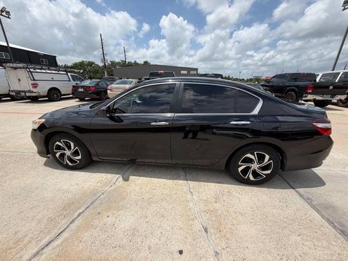 Crystal Black Pearl 2017 Honda Accord LX