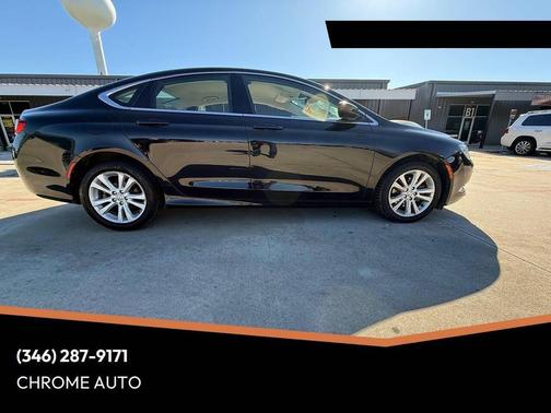 2017 Chrysler 200 Limited