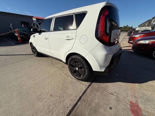2015 Kia Soul Base
