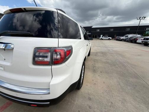 Summit White 2014 GMC Acadia SLE-1