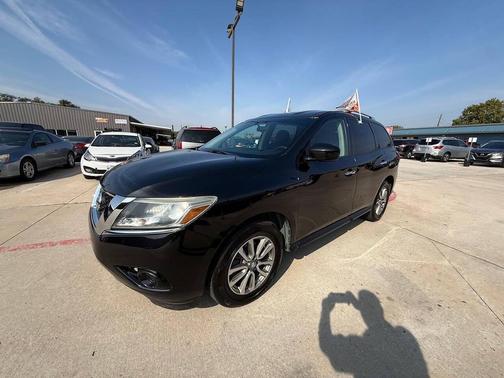 2016 Nissan Pathfinder S