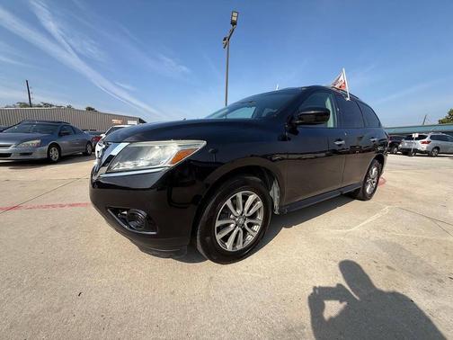 2016 Nissan Pathfinder S