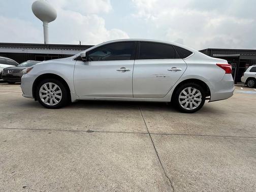 2018 Nissan Sentra SV