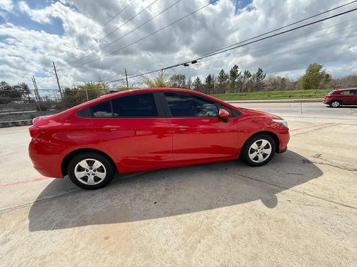 2018 Chevrolet Cruze LS