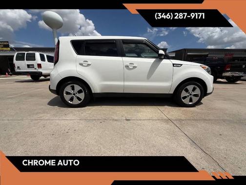 Clear White 2016 Kia Soul Base