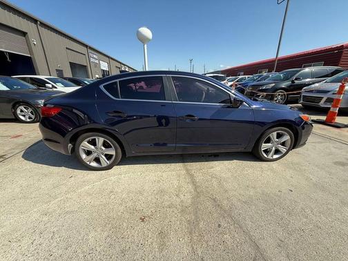 2015 Acura ILX 2.0L w/Premium Package