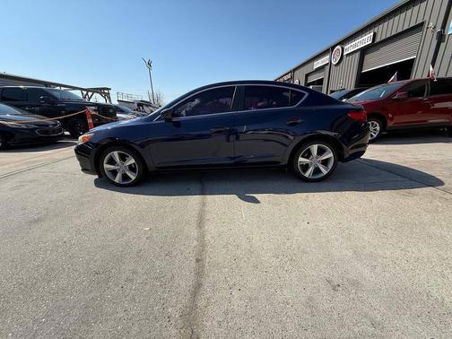 2015 Acura ILX 2.0L w/Premium Package