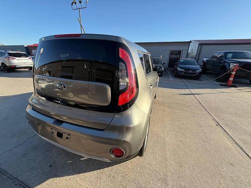 2017 Kia Soul +