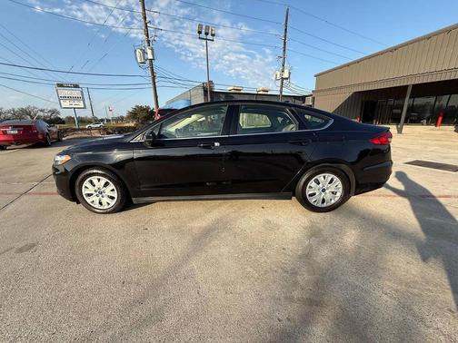2020 Ford Fusion S