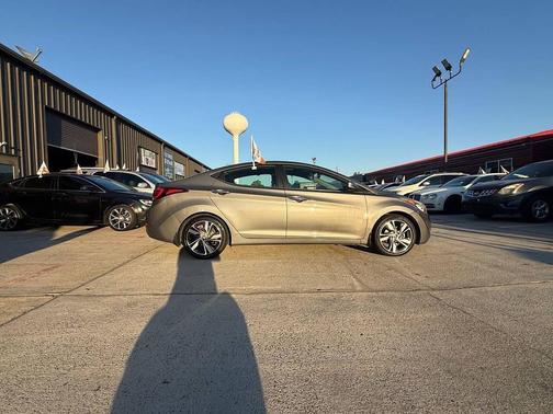 2014 Hyundai ELANTRA Limited