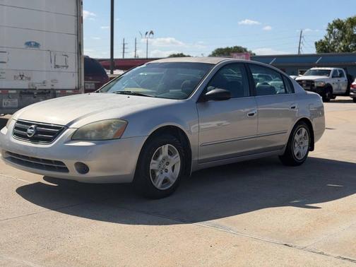 Sheer Silver 2003 Nissan Altima 2.5 S