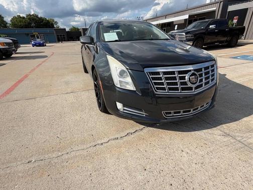 Black Diamond Tricoat 2013 Cadillac XTS Luxury