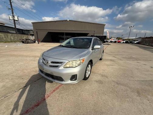 2011 Toyota Corolla LE