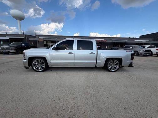 Silver Ice Metallic 2018 Chevrolet Silverado 1500 1LT