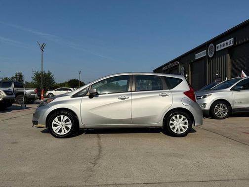 2017 Nissan Versa Note SV