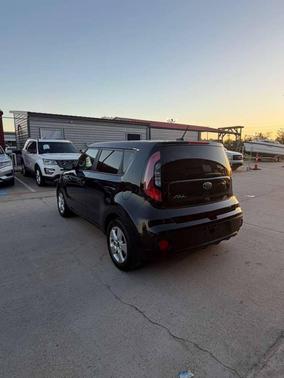 2017 Kia Soul Base