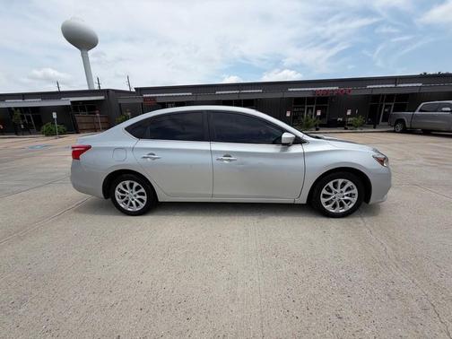 Brilliant Silver Metallic 2019 Nissan Sentra SV