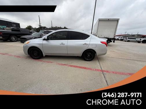 2014 Nissan Versa 1.6 SV