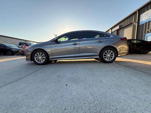 2018 Hyundai SONATA ECO