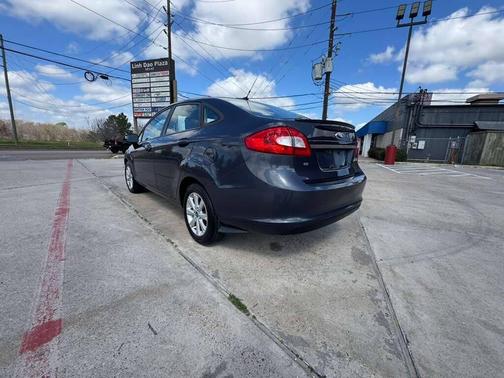 2012 Ford Fiesta SE