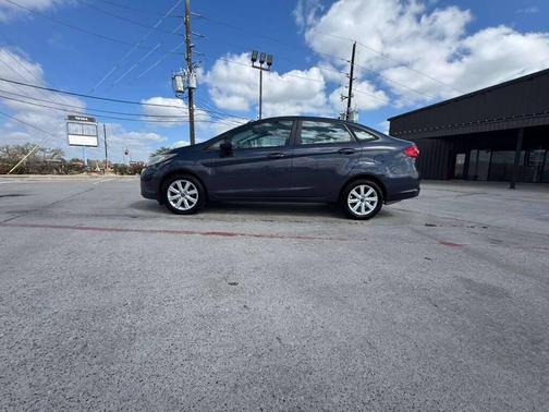 2012 Ford Fiesta SE