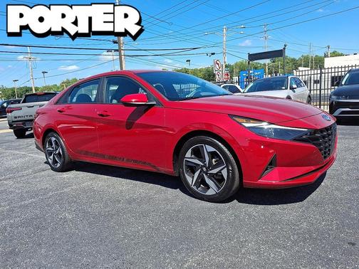 2023 Hyundai ELANTRA SEL