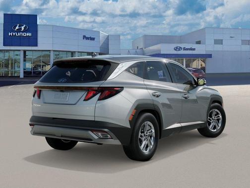 Shimmering Silver 2026 Hyundai TUCSON SE