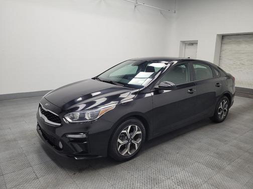 Aurora Black 2021 Kia Forte LXS