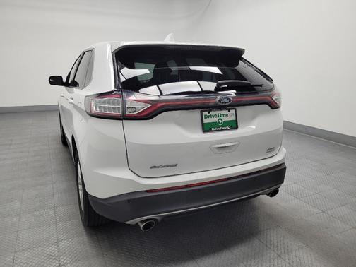 White 2018 Ford Edge SEL