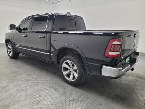Diamond Black Crystal Pearlcoat 2019 RAM 1500 Limited