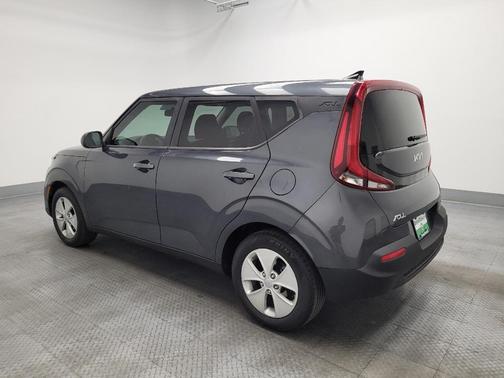 Gravity Gray 2022 Kia Soul LX