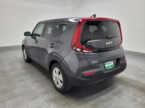 Gravity Gray 2022 Kia Soul LX