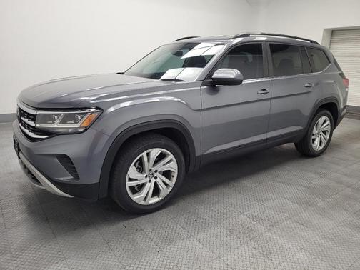 Platinum Gray Metallic 2021 Volkswagen Atlas 3.6L SE w/Technology