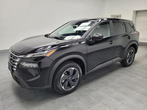 Super Black 2024 Nissan Rogue SV