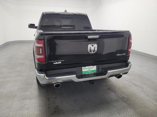 Diamond Black Crystal Pearlcoat 2019 RAM 1500 Limited