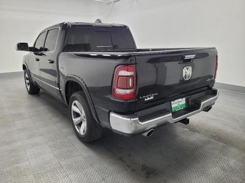 Diamond Black Crystal Pearlcoat 2019 RAM 1500 Limited