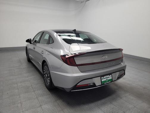 2021 Hyundai SONATA Hybrid Limited