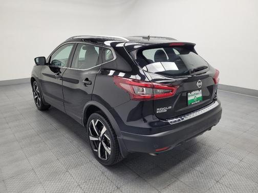 Magnetic Black Pearl 2022 Nissan Rogue Sport SL