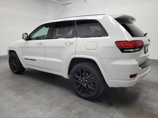 2017 Jeep Grand Cherokee Altitude