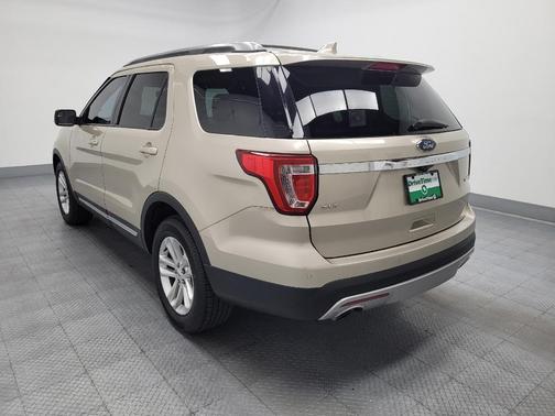 Magnetic Metallic 2017 Ford Explorer XLT