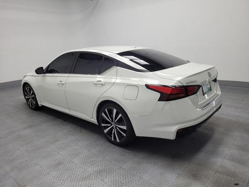 2022 Nissan Altima SR FWD