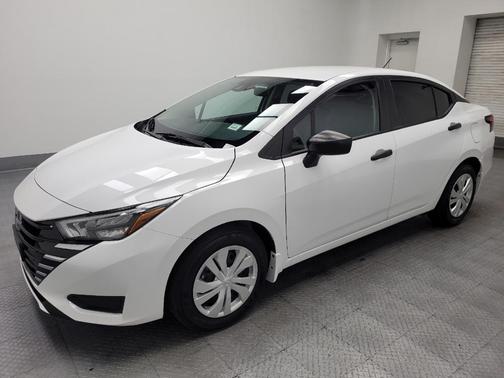 Fresh Powder 2025 Nissan Versa 1.6 S