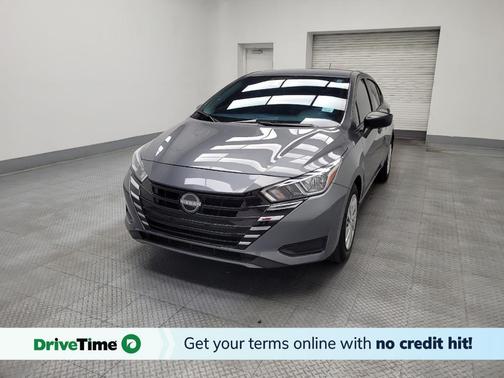Gun Metallic 2024 Nissan Versa 1.6 S