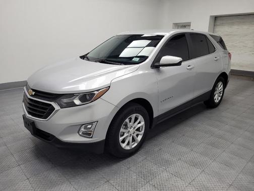 Silver Ice Metallic 2021 Chevrolet Equinox 1LT