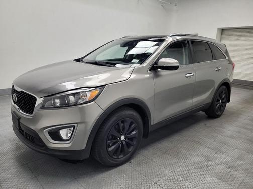 Titanium Silver 2018 Kia Sorento EX
