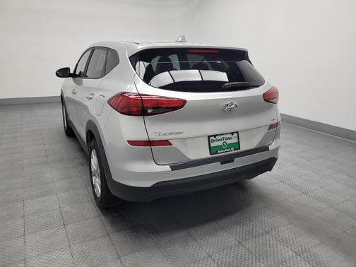 Molten Silver 2019 Hyundai TUCSON SE