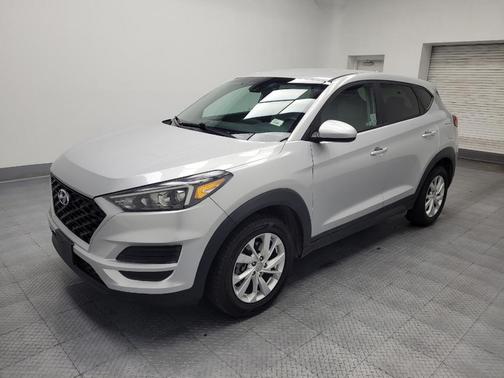 Molten Silver 2019 Hyundai TUCSON SE